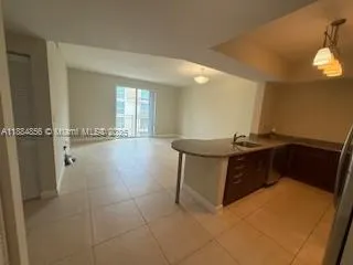 7280 SW 89th St, #D406