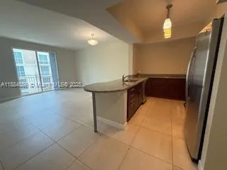 7280 SW 89th St, #D406