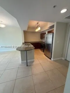7280 SW 89th St, #D406