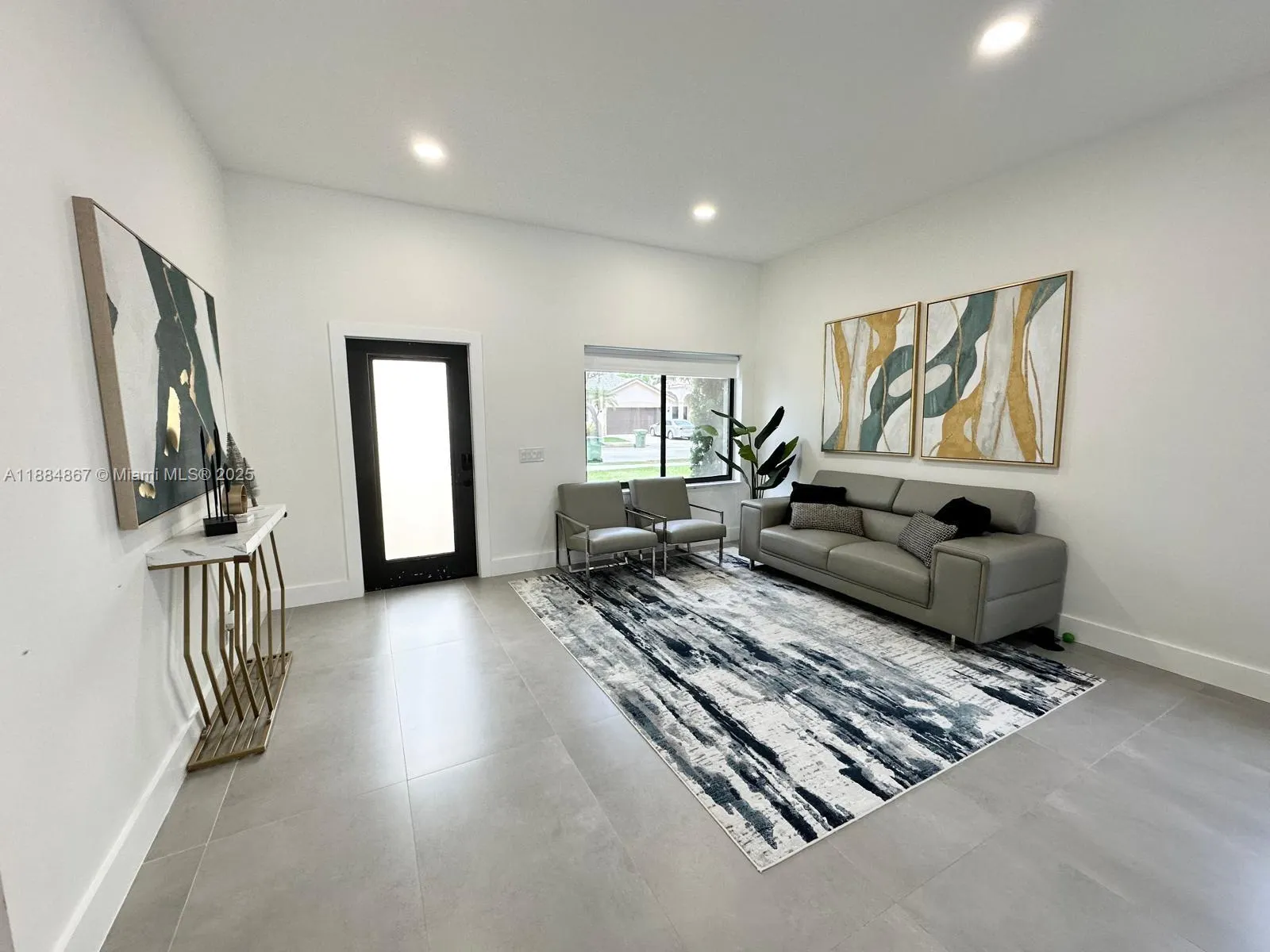 800 Tanglewood Cir