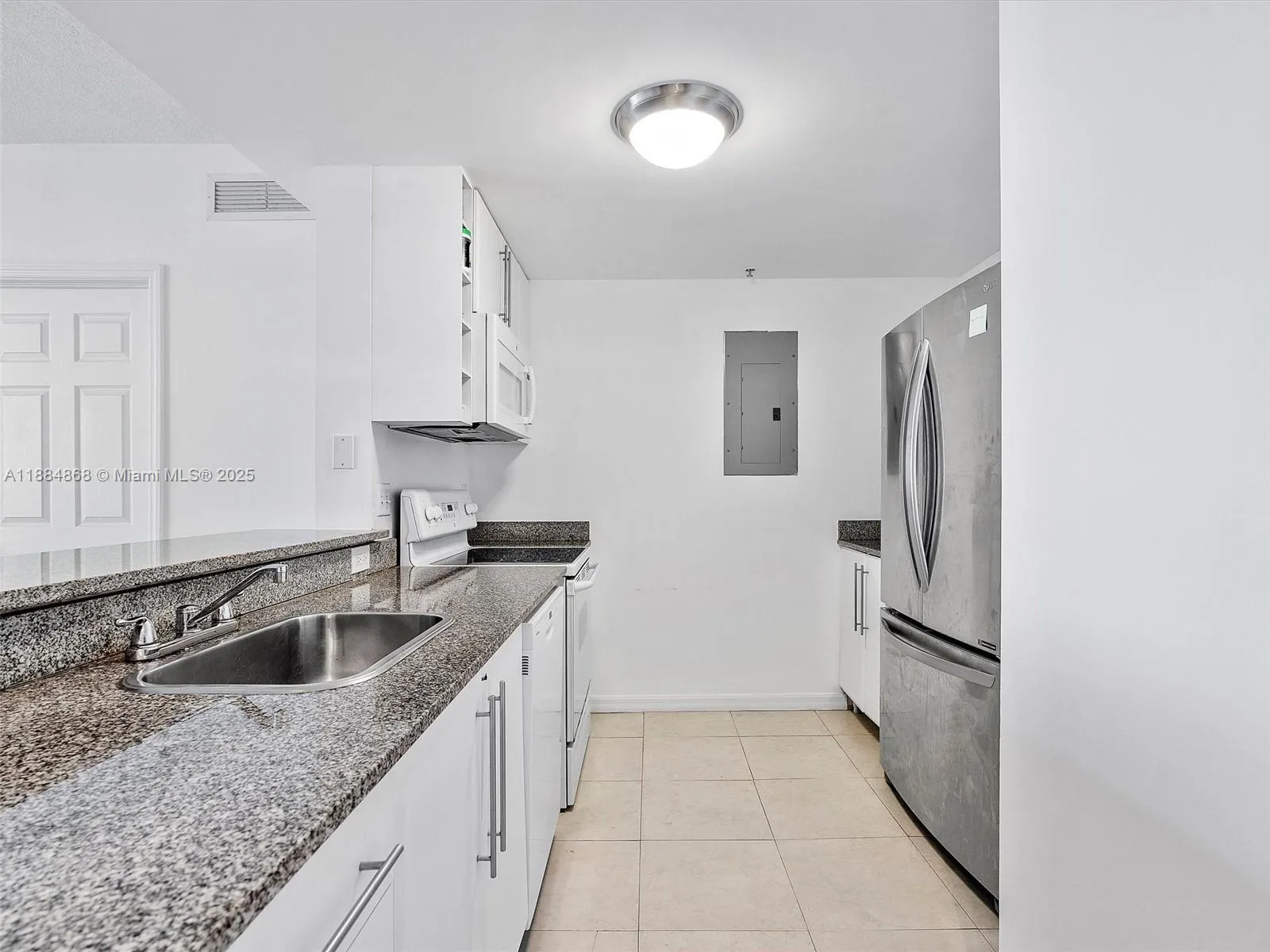 275 NE 18th St, #1705