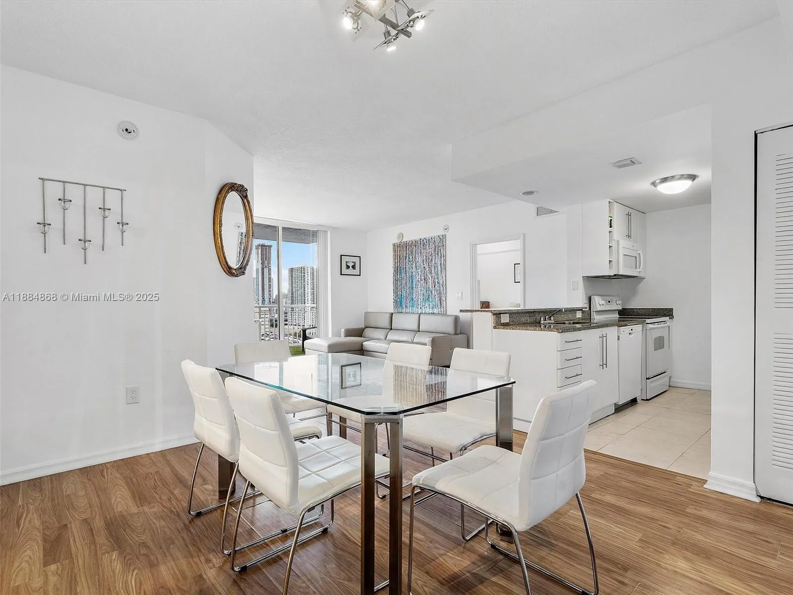 275 NE 18th St, #1705