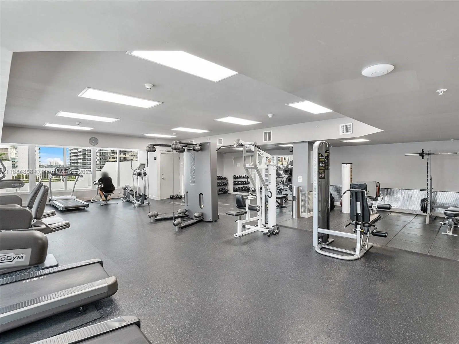 275 NE 18th St, #1705
