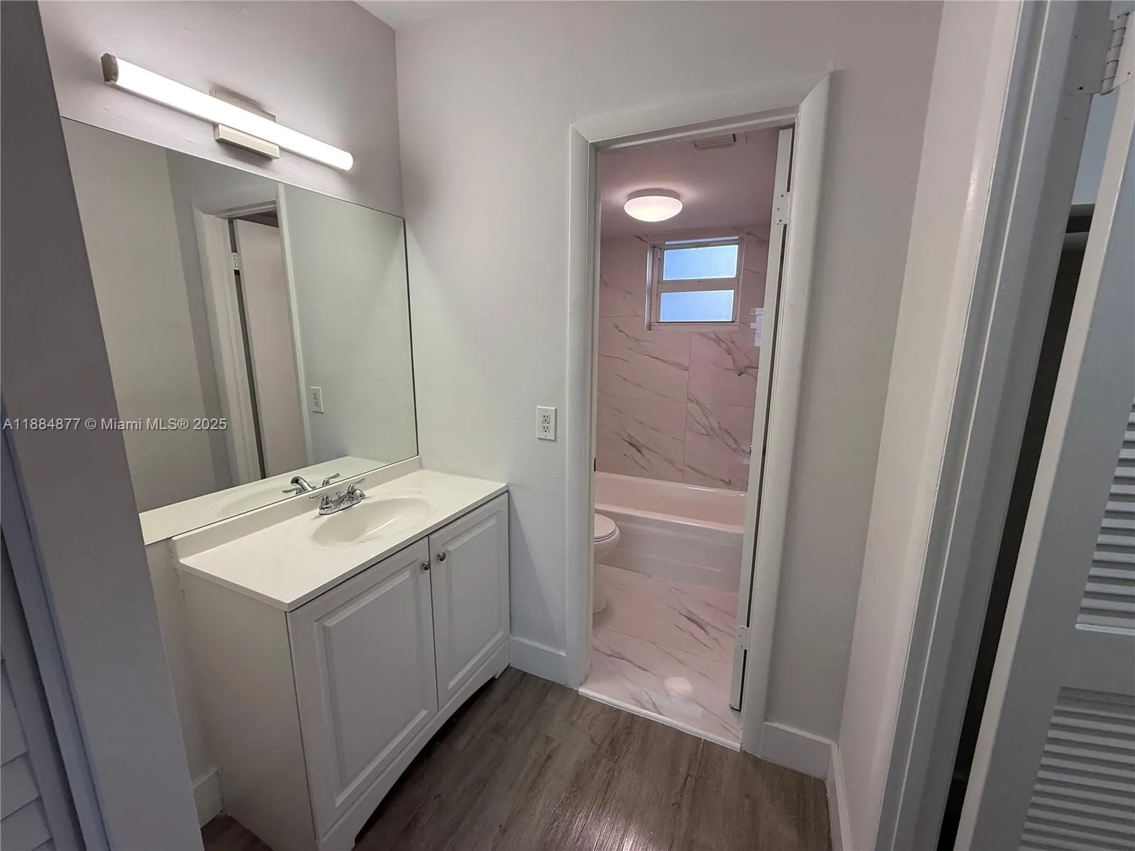 3626 NE 168th St, #304