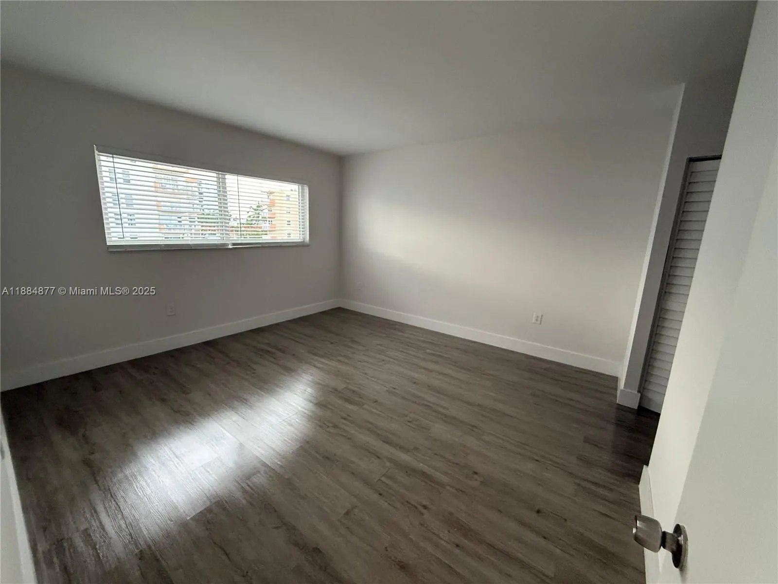 3626 NE 168th St, #304