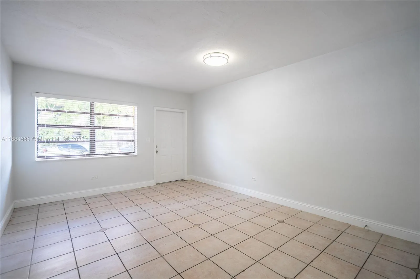 400 81 ST, #4