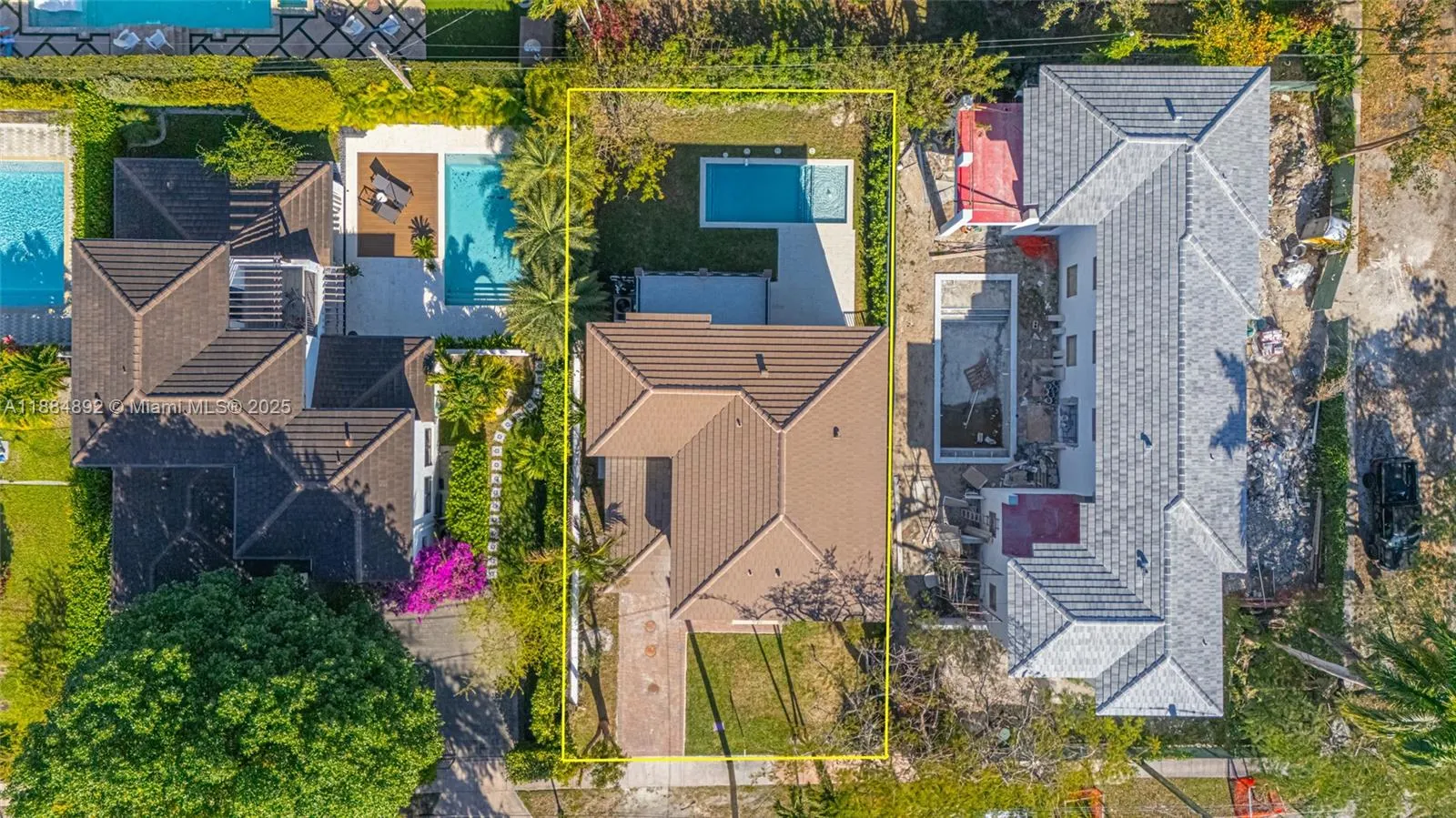 2523 Red Road
