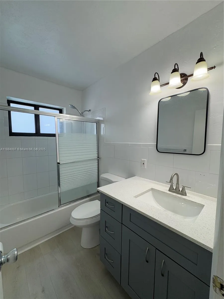 3633 SW 5th Ter, ##1