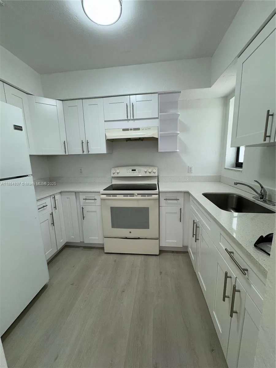 3633 SW 5th Ter, ##1