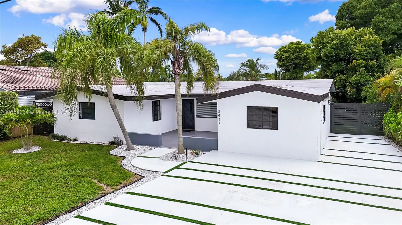 2413 Gulfstream Ln