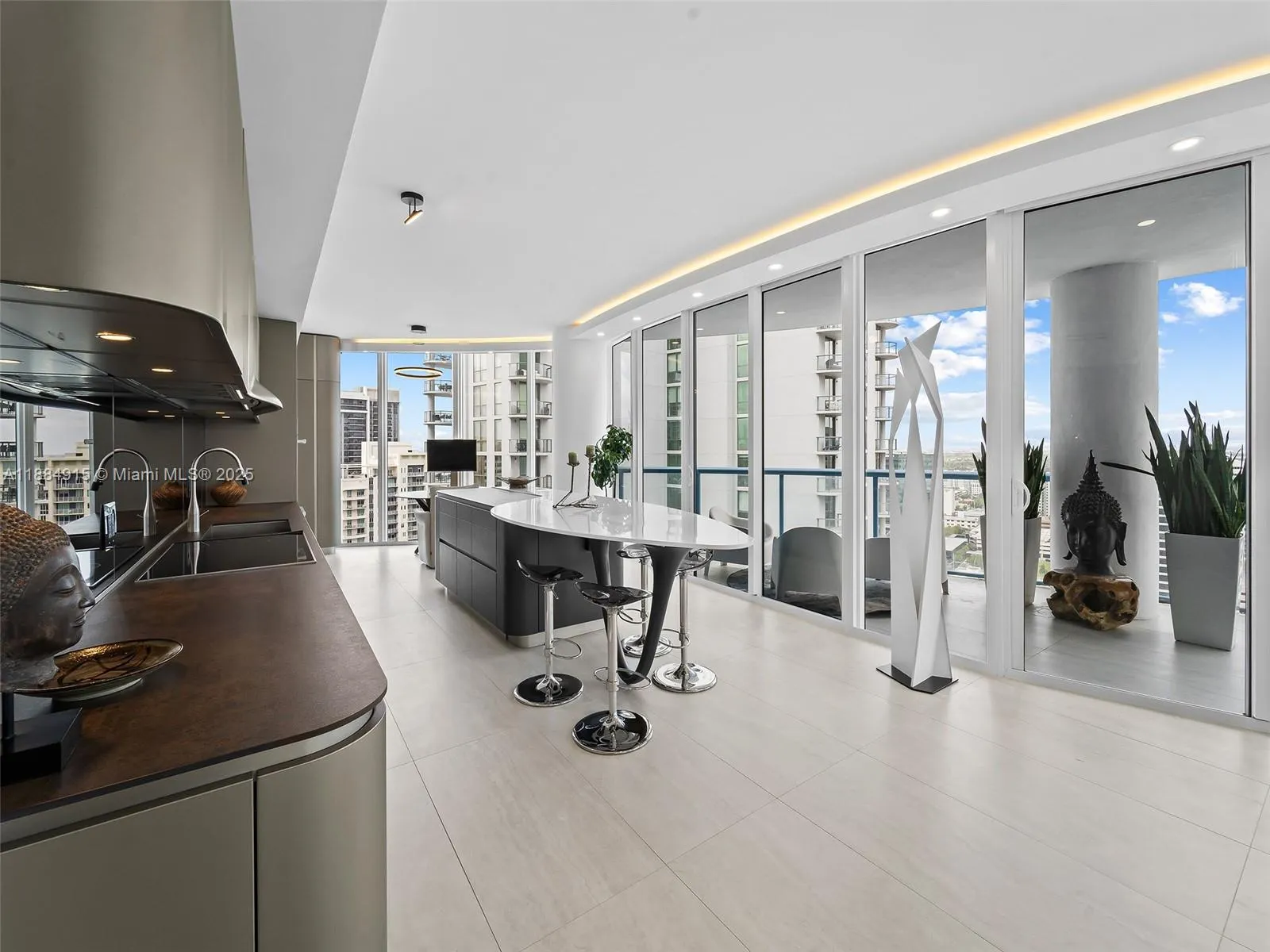 333 Las Olas Way, #2907