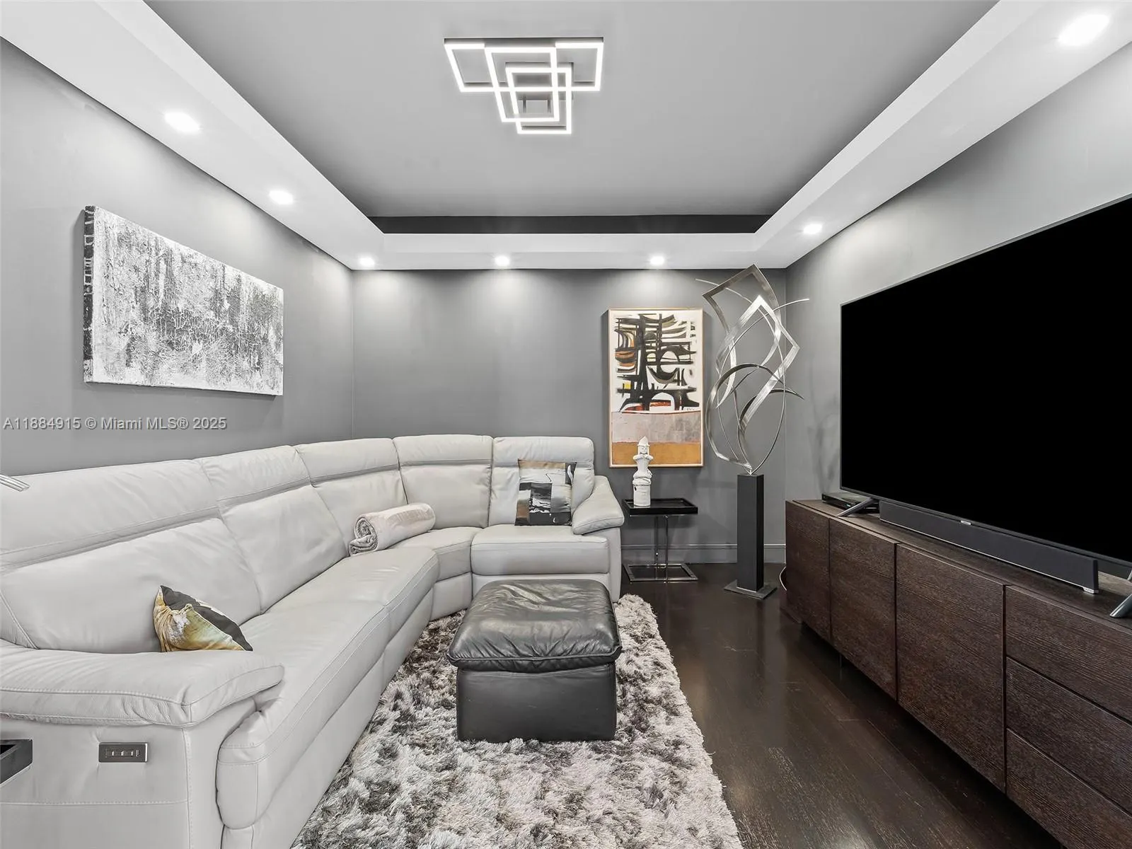 333 Las Olas Way, #2907