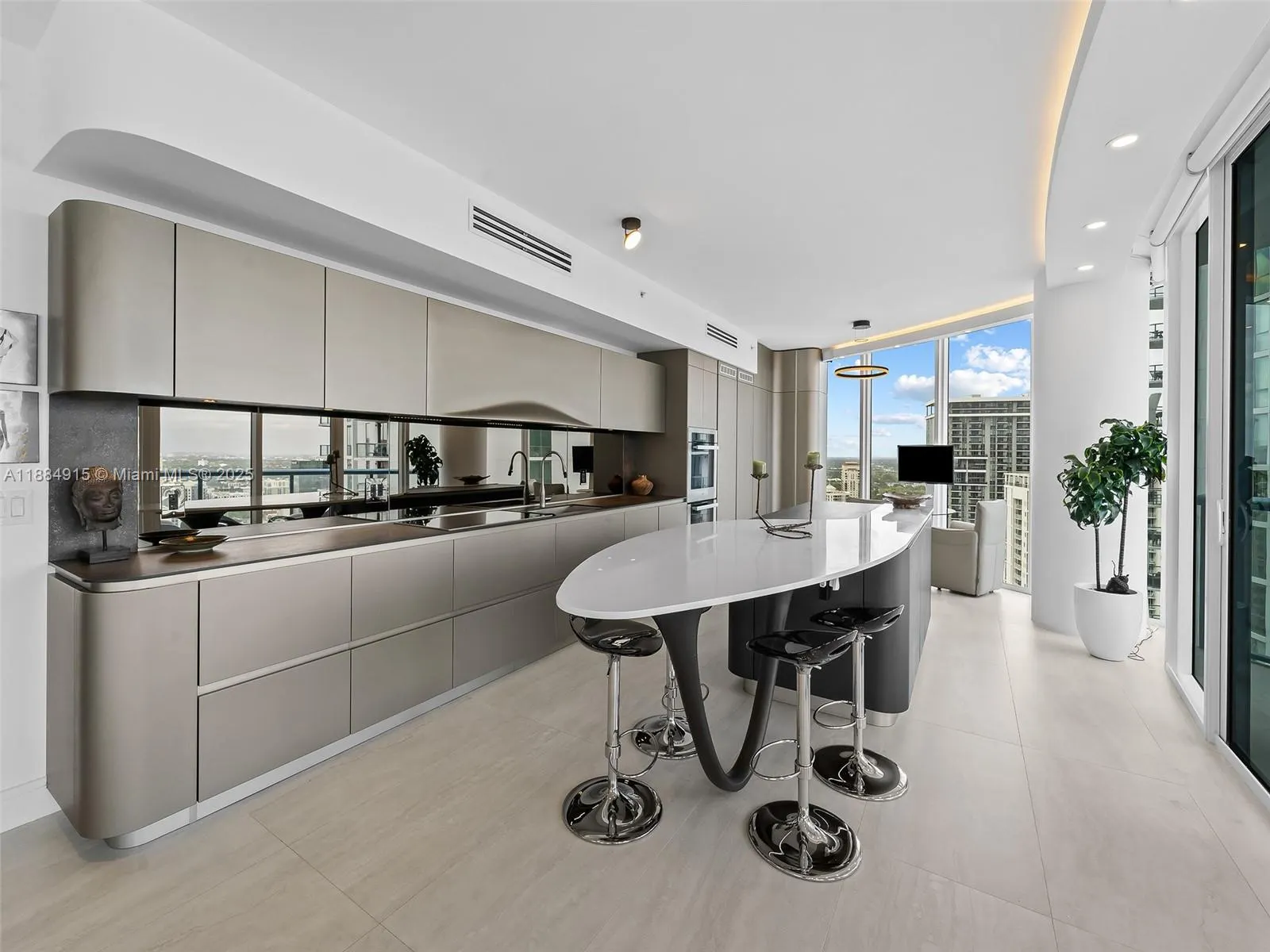 333 Las Olas Way, #2907