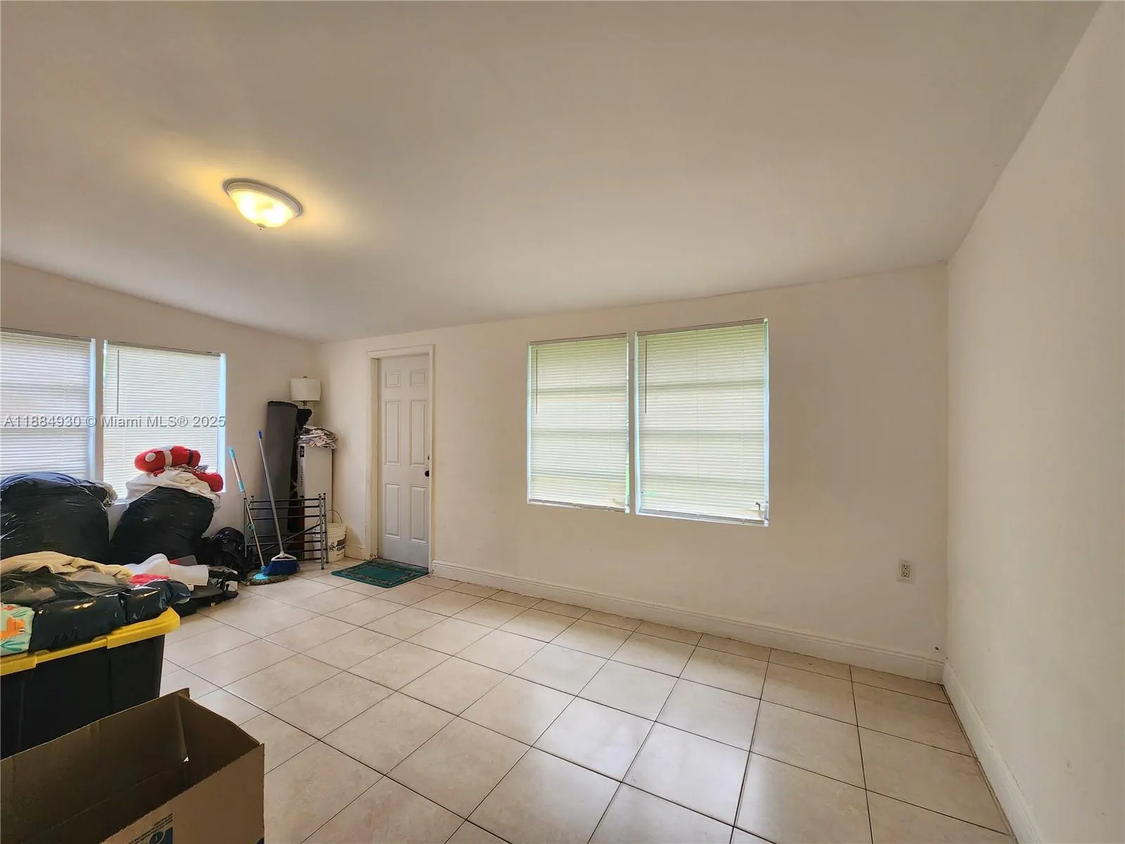 3640 NW 4th St