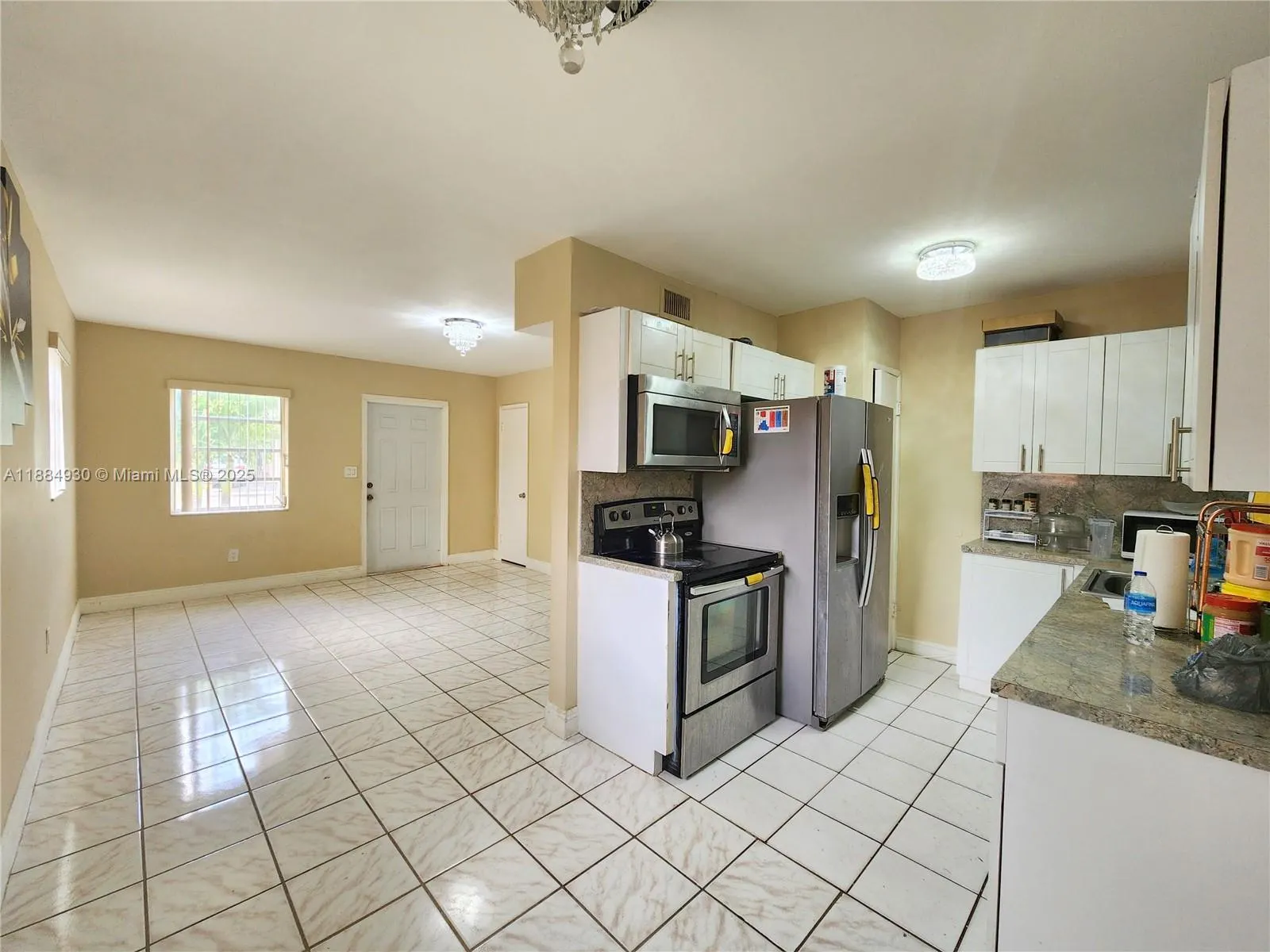 3640 NW 4th St