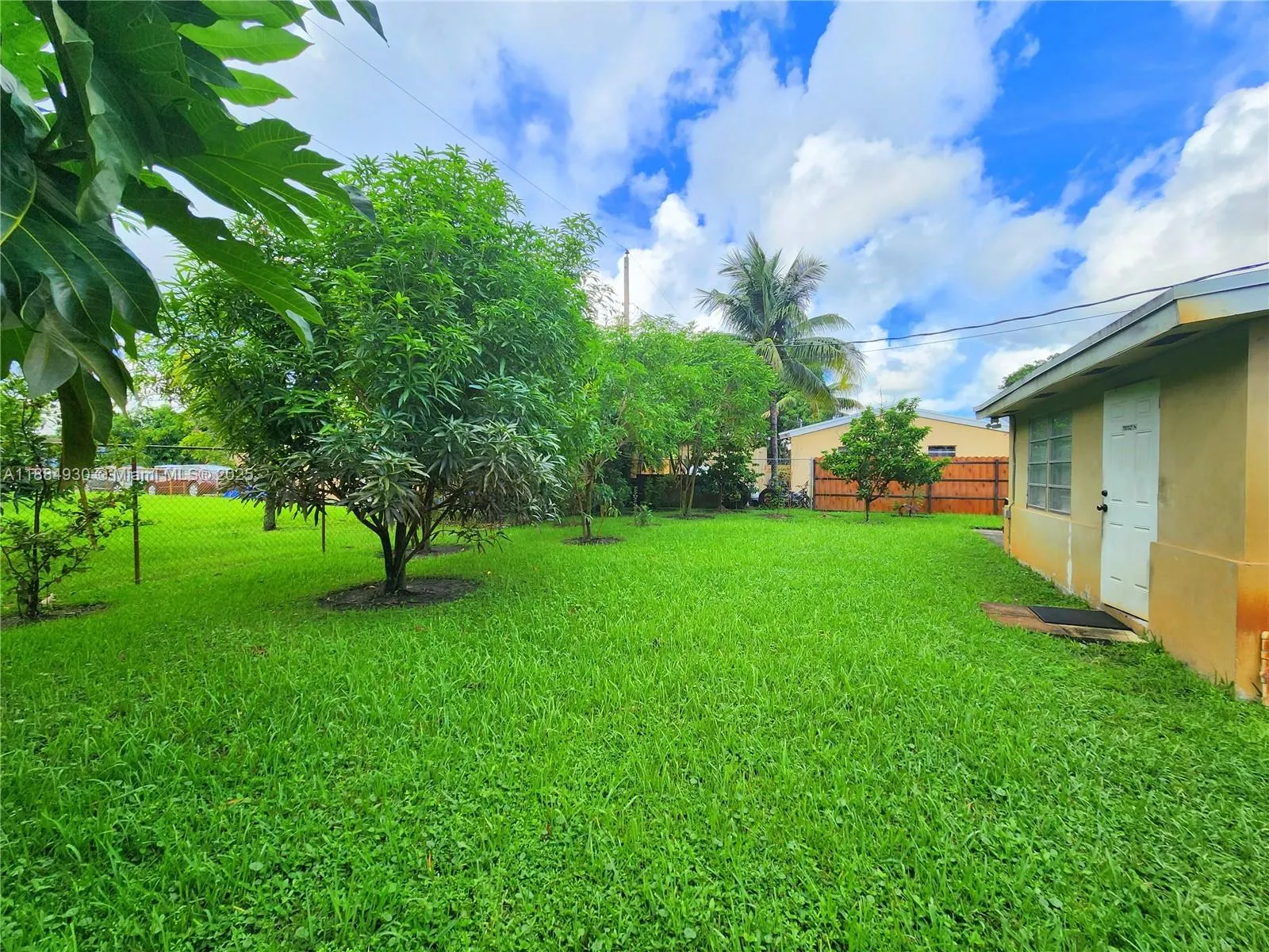 3640 NW 4th St