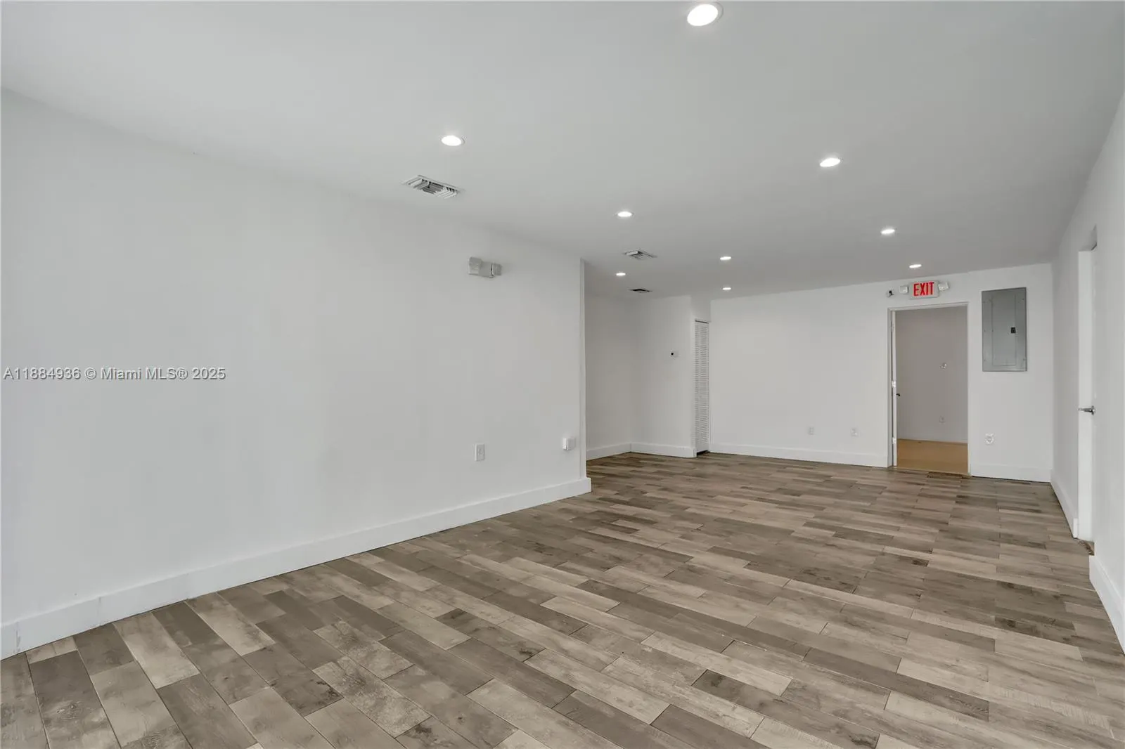 7000 NW 2nd Ave, #7000