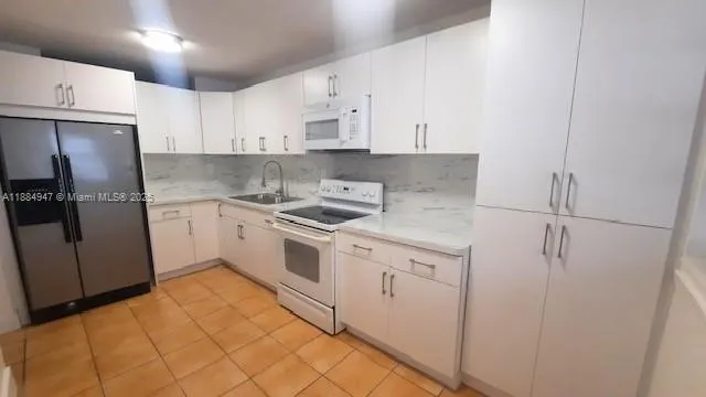 6675 W 4th Ave, #112