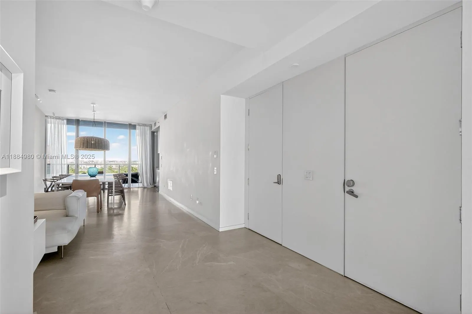 9705 Collins Ave, #802N