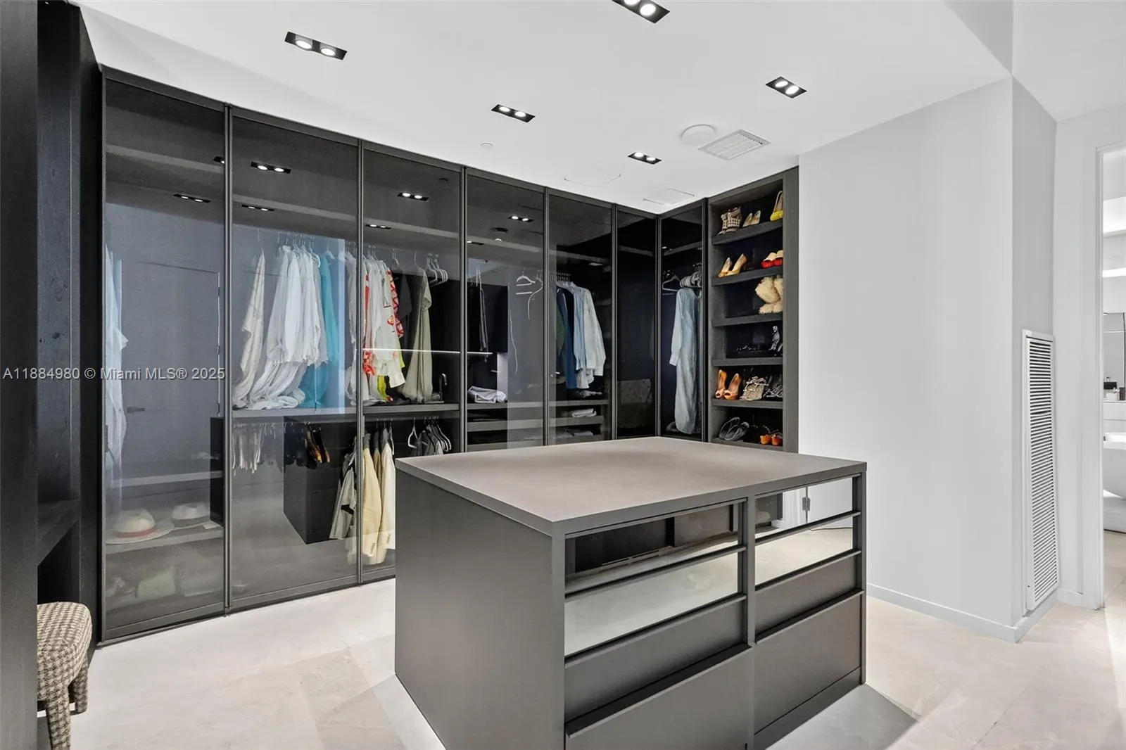 9705 Collins Ave, #802N