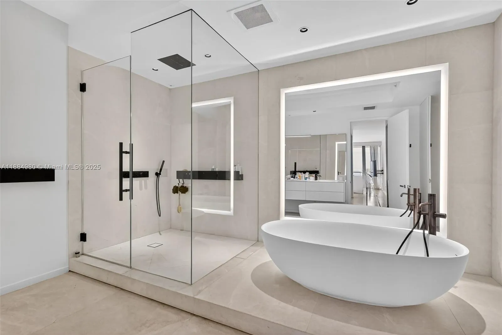 9705 Collins Ave, #802N