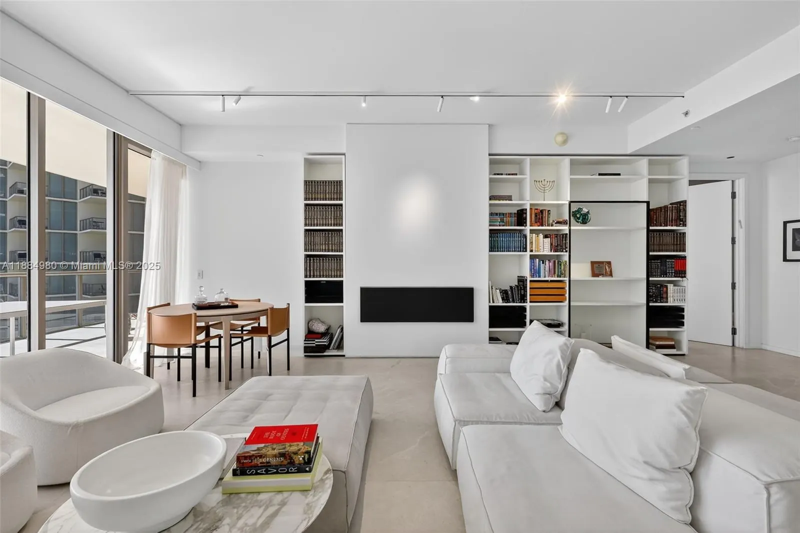 9705 Collins Ave, #802N