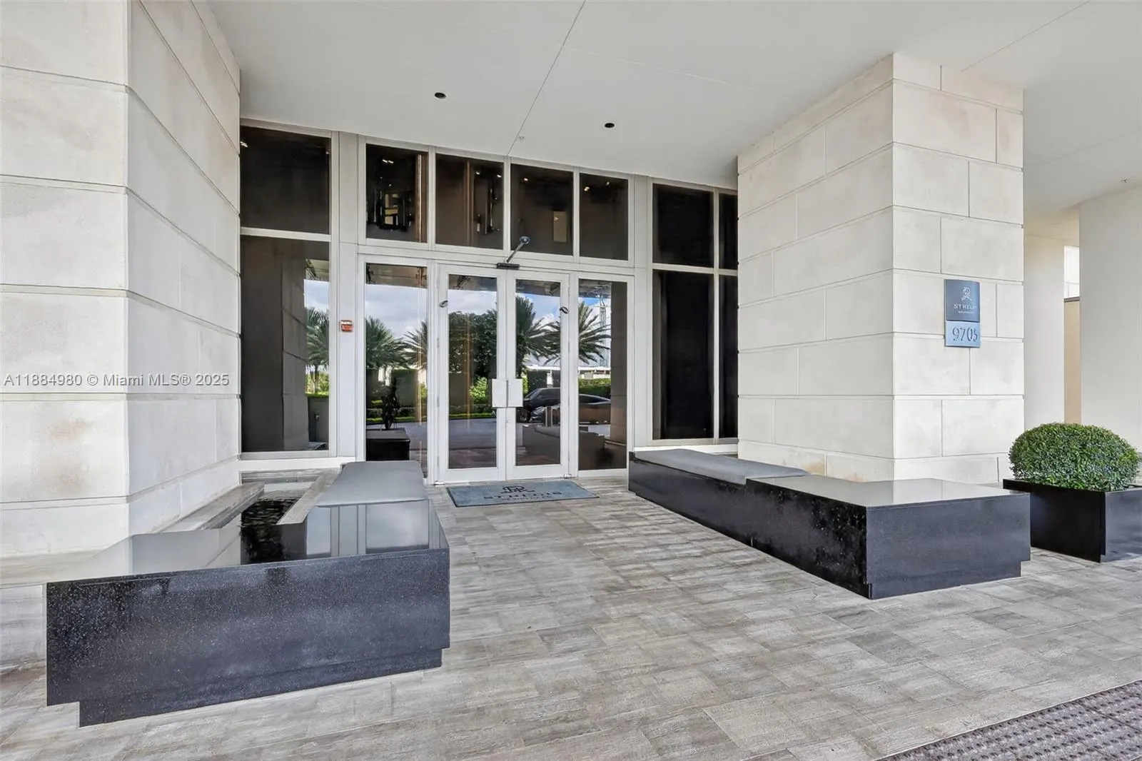 9705 Collins Ave, #802N