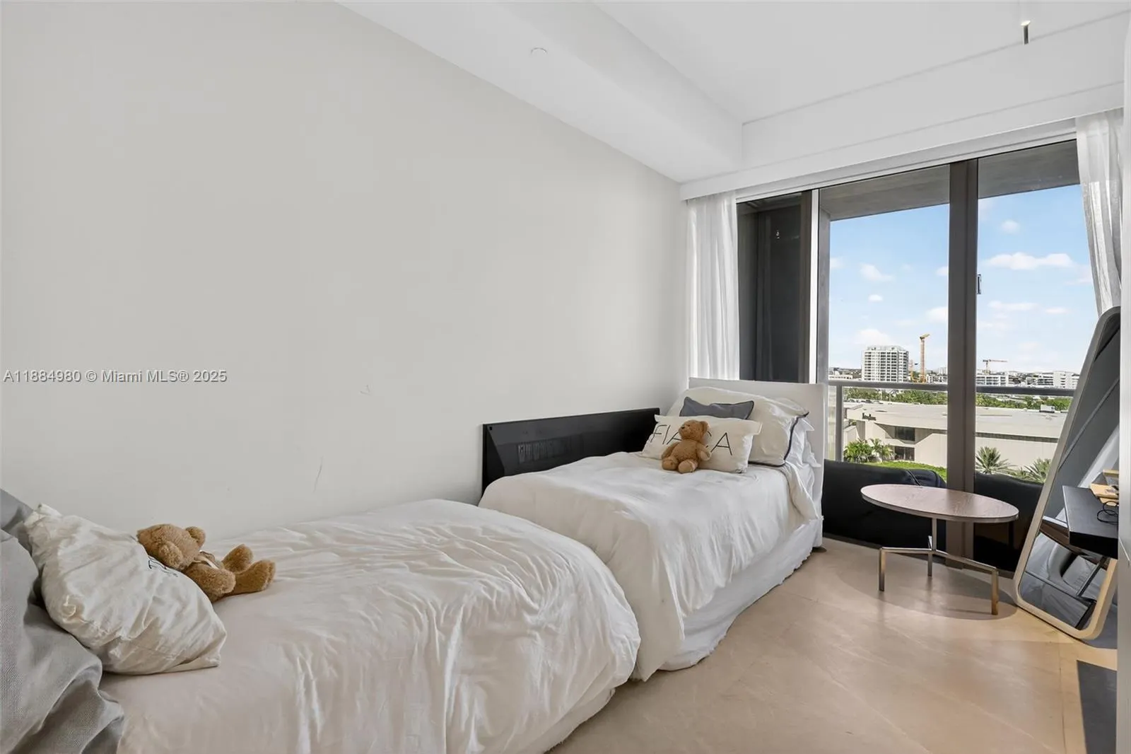 9705 Collins Ave, #802N