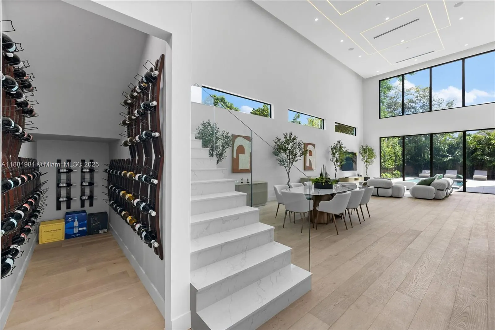 260 NW 49th St