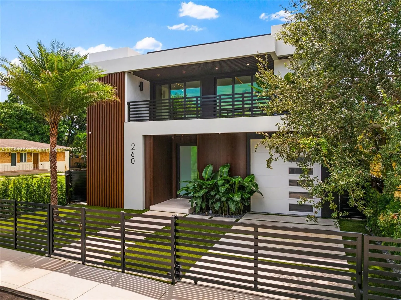 260 NW 49th St