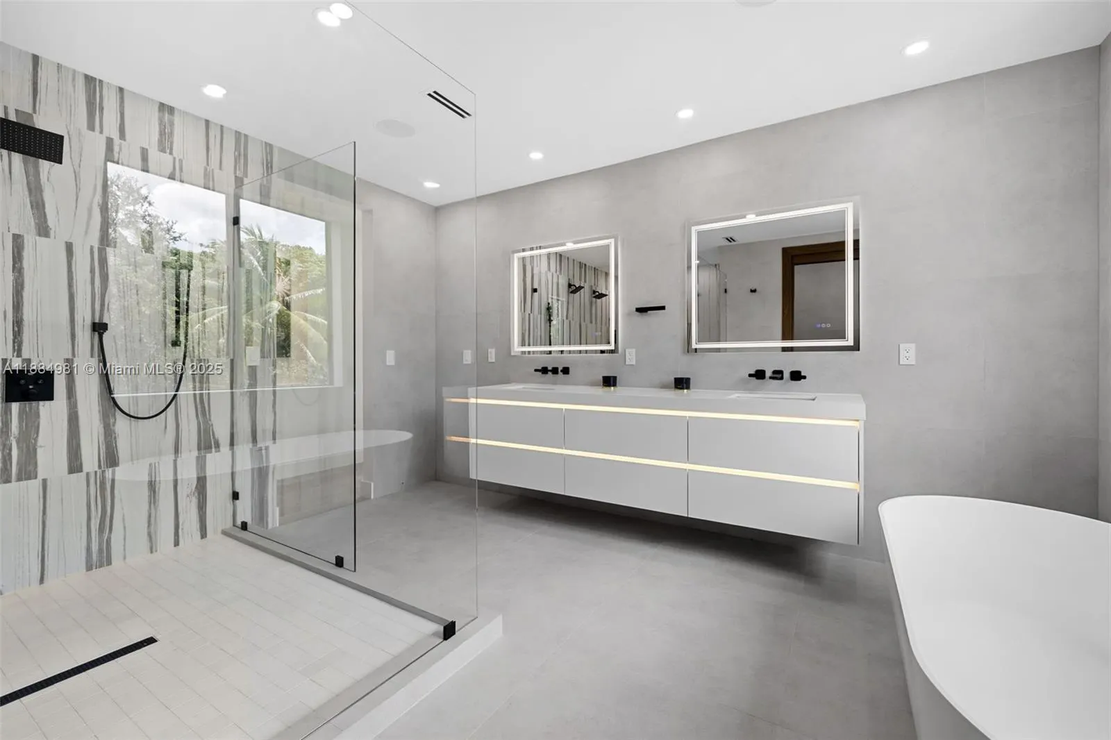 260 NW 49th St