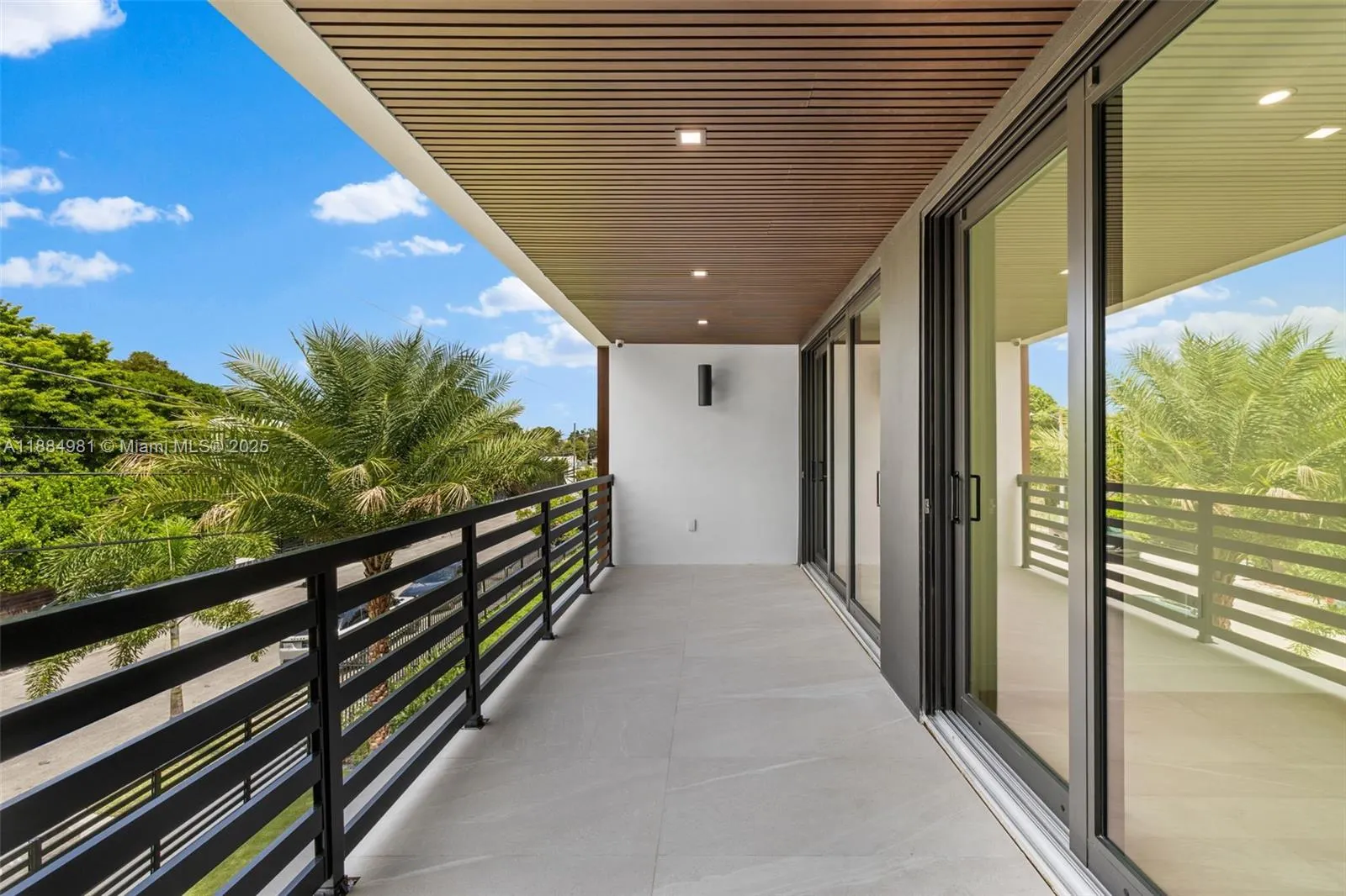 260 NW 49th St