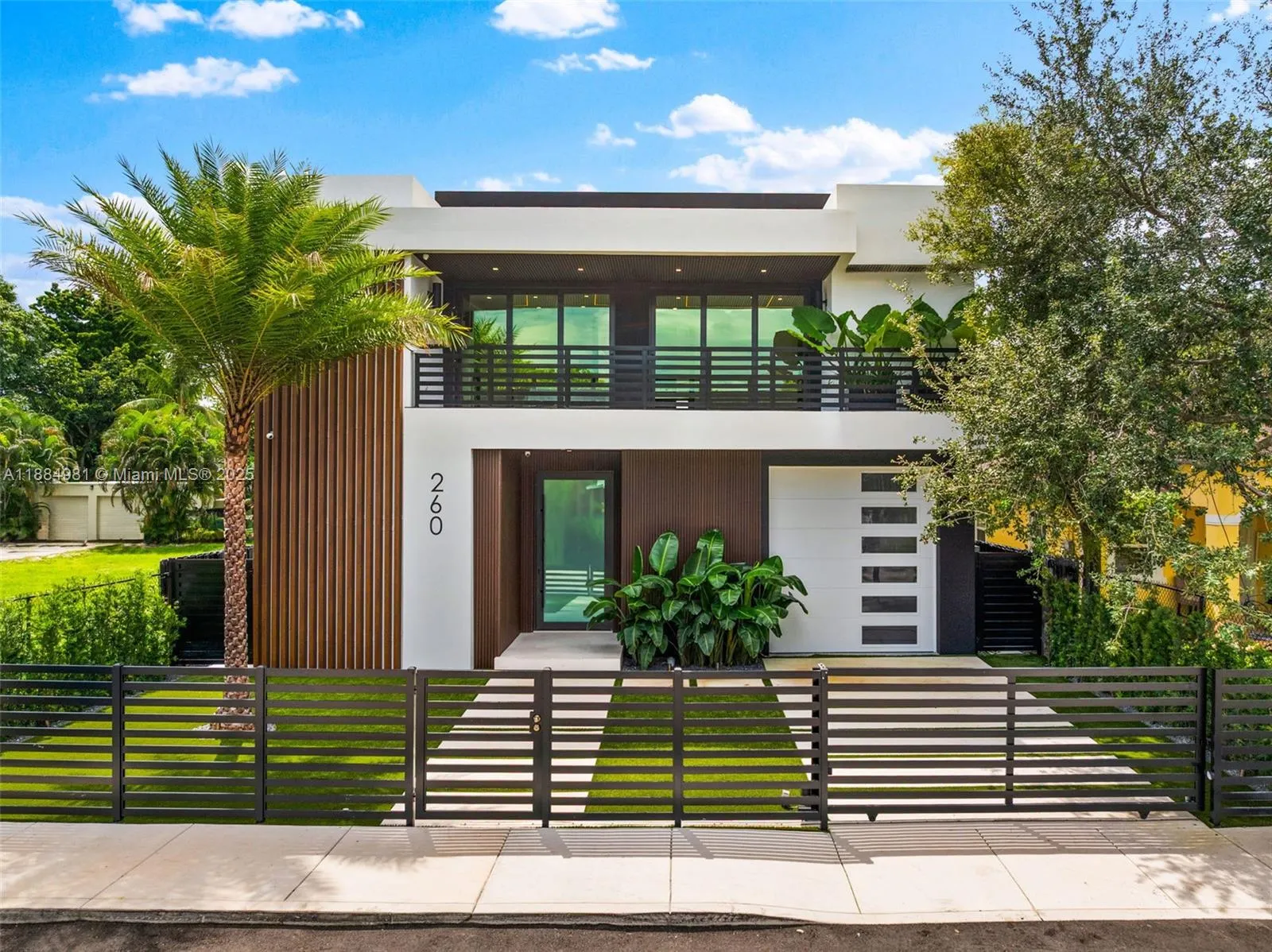 260 NW 49th St
