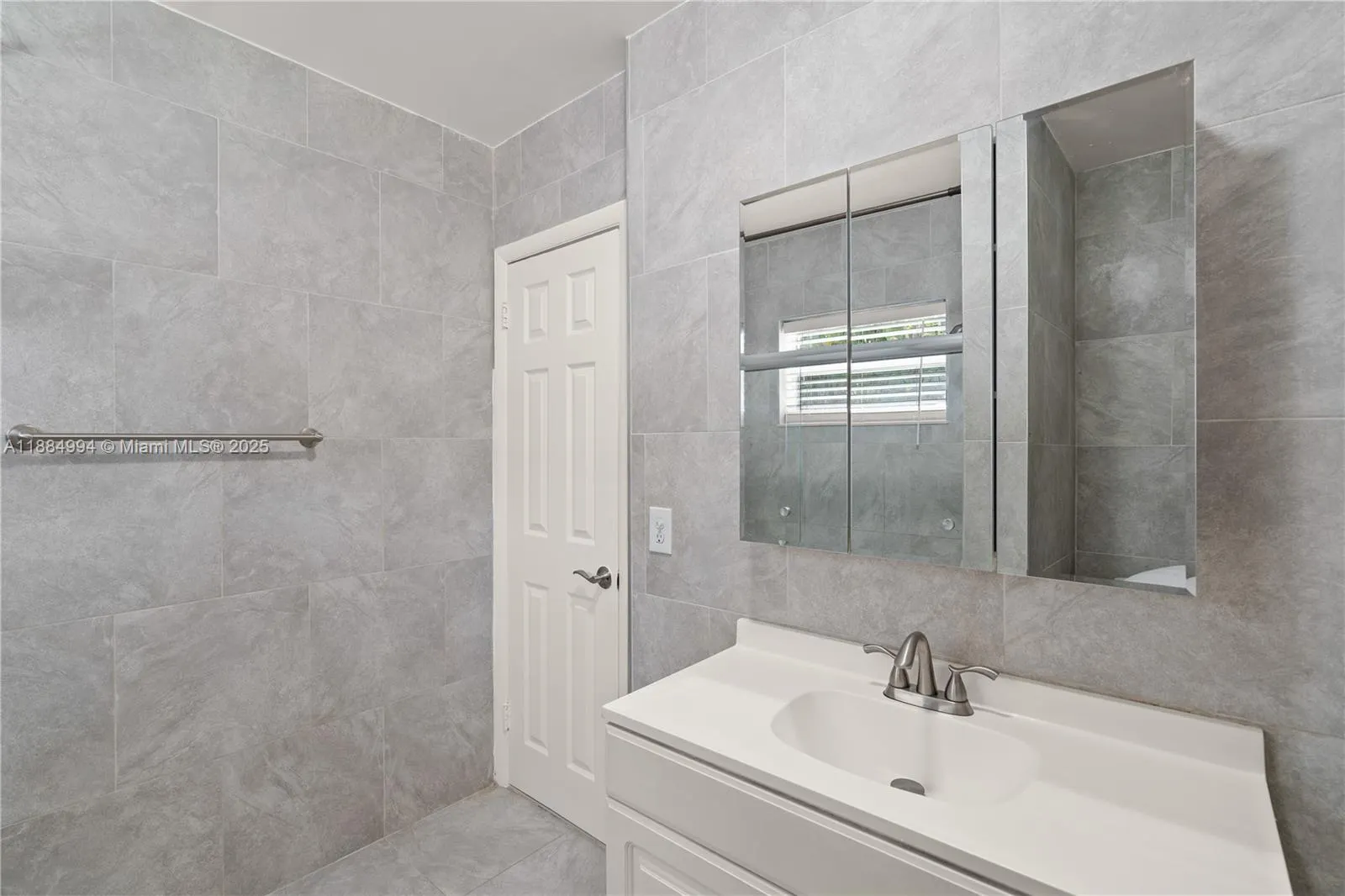 201 SW 9th Ave, #205