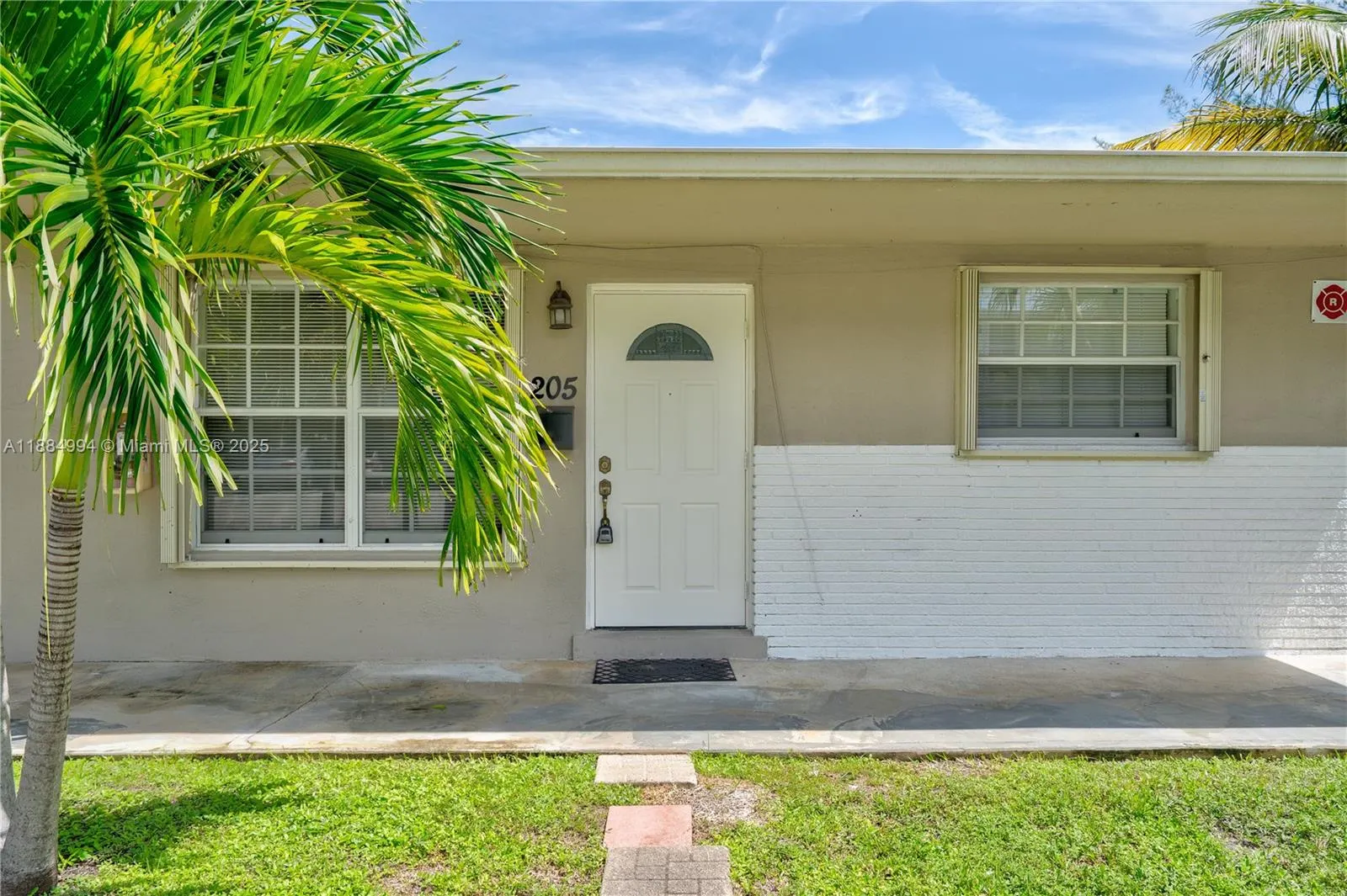 201 SW 9th Ave, #205