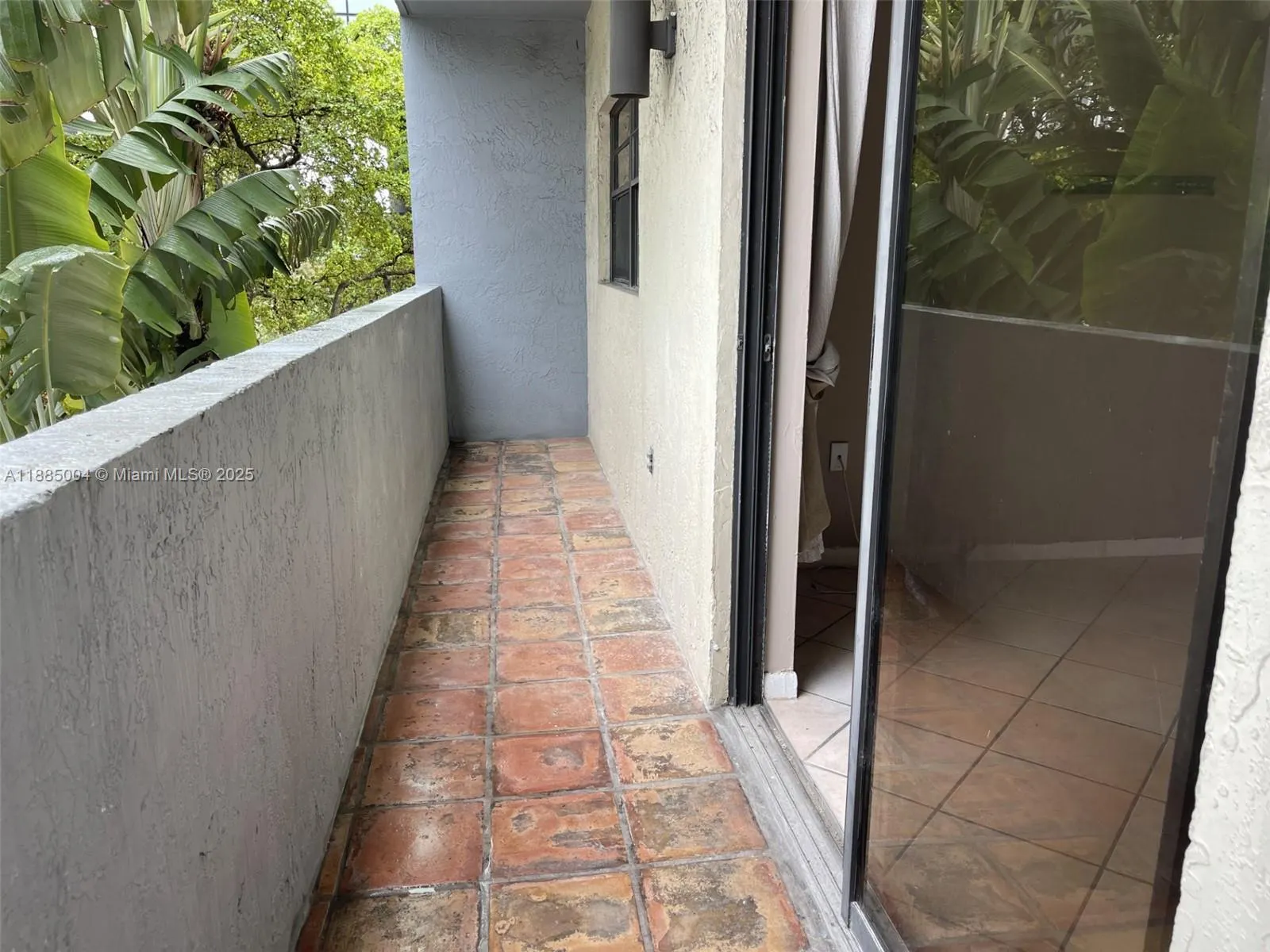 1250 LINCOLN RD, #306