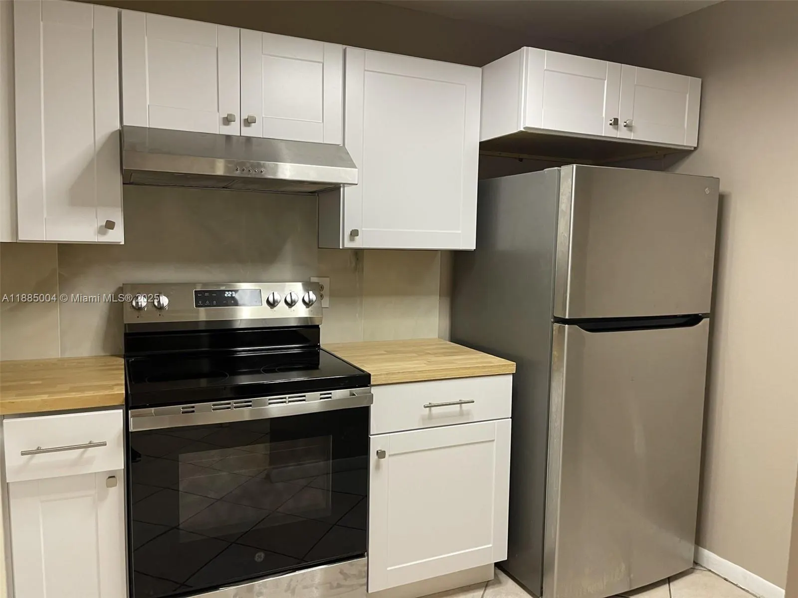 1250 LINCOLN RD, #306