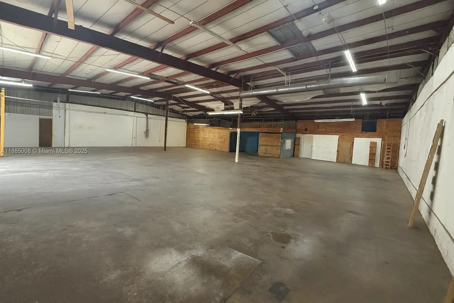 2621 skyview Drive