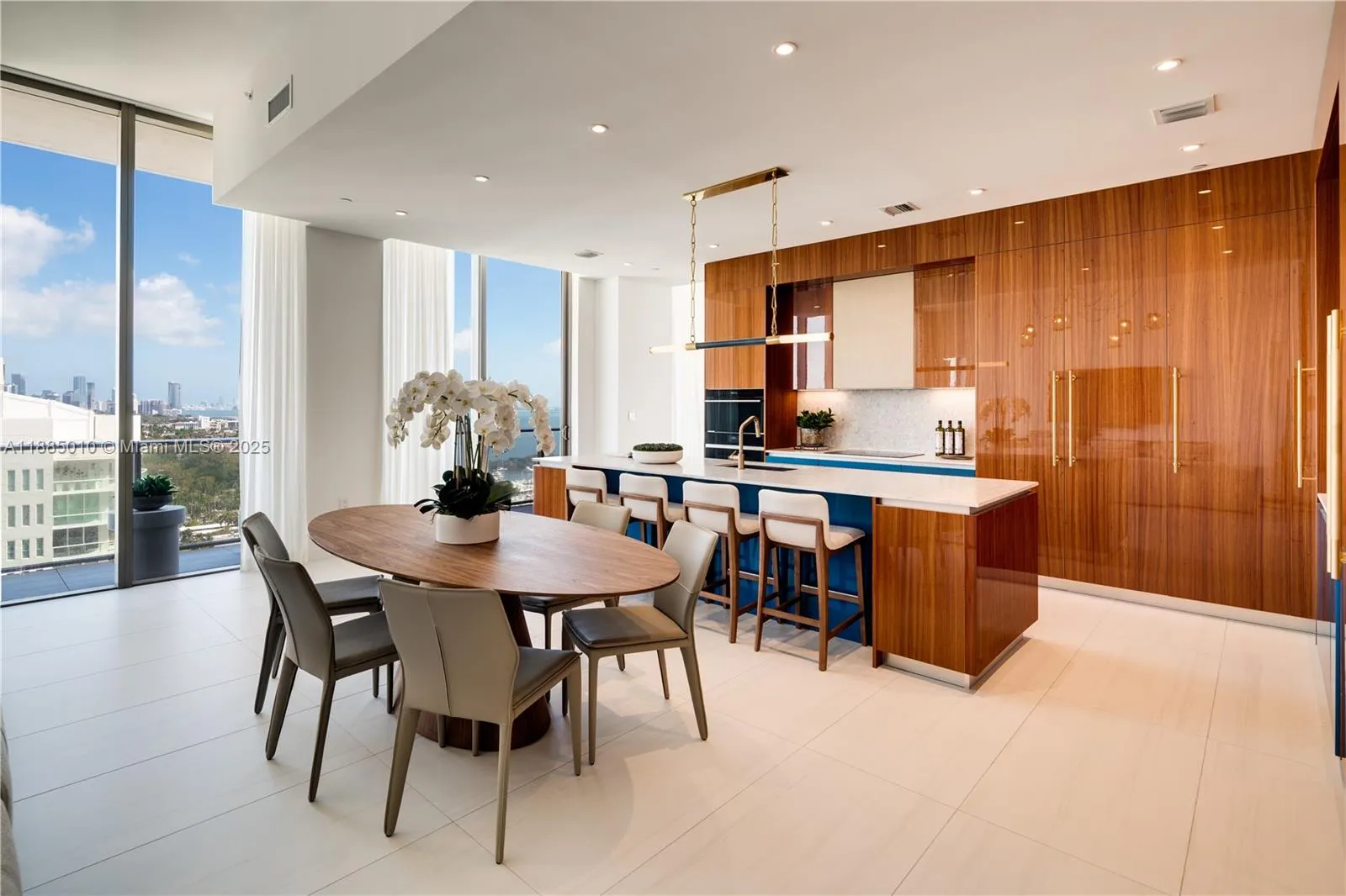 2655 S Bayshore Drive, #LPH