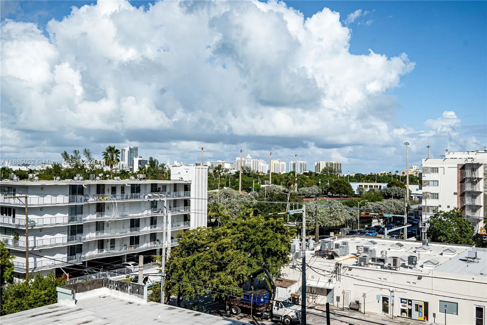 1035 West Ave, #602