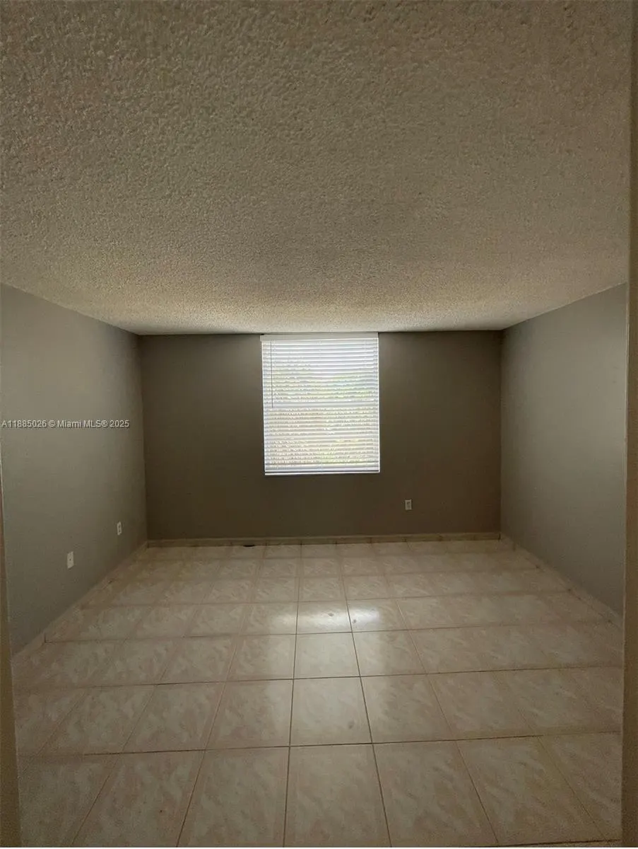 10000 NW 80th Ct, #2424