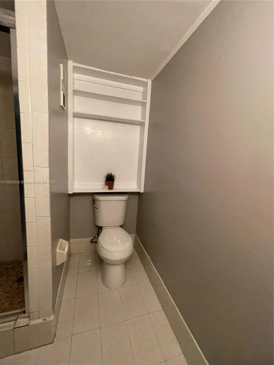 10000 NW 80th Ct, #2424
