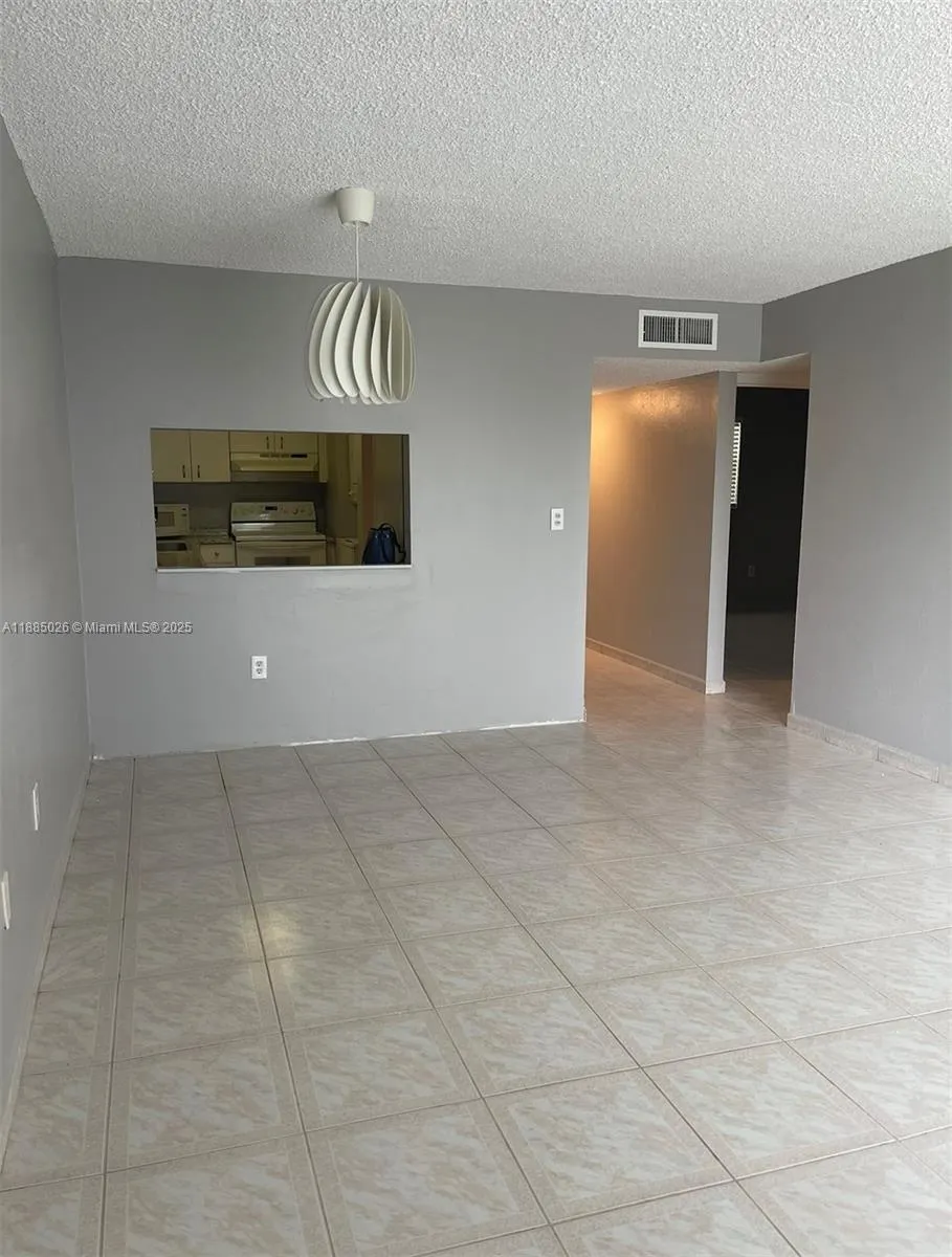 10000 NW 80th Ct, #2424
