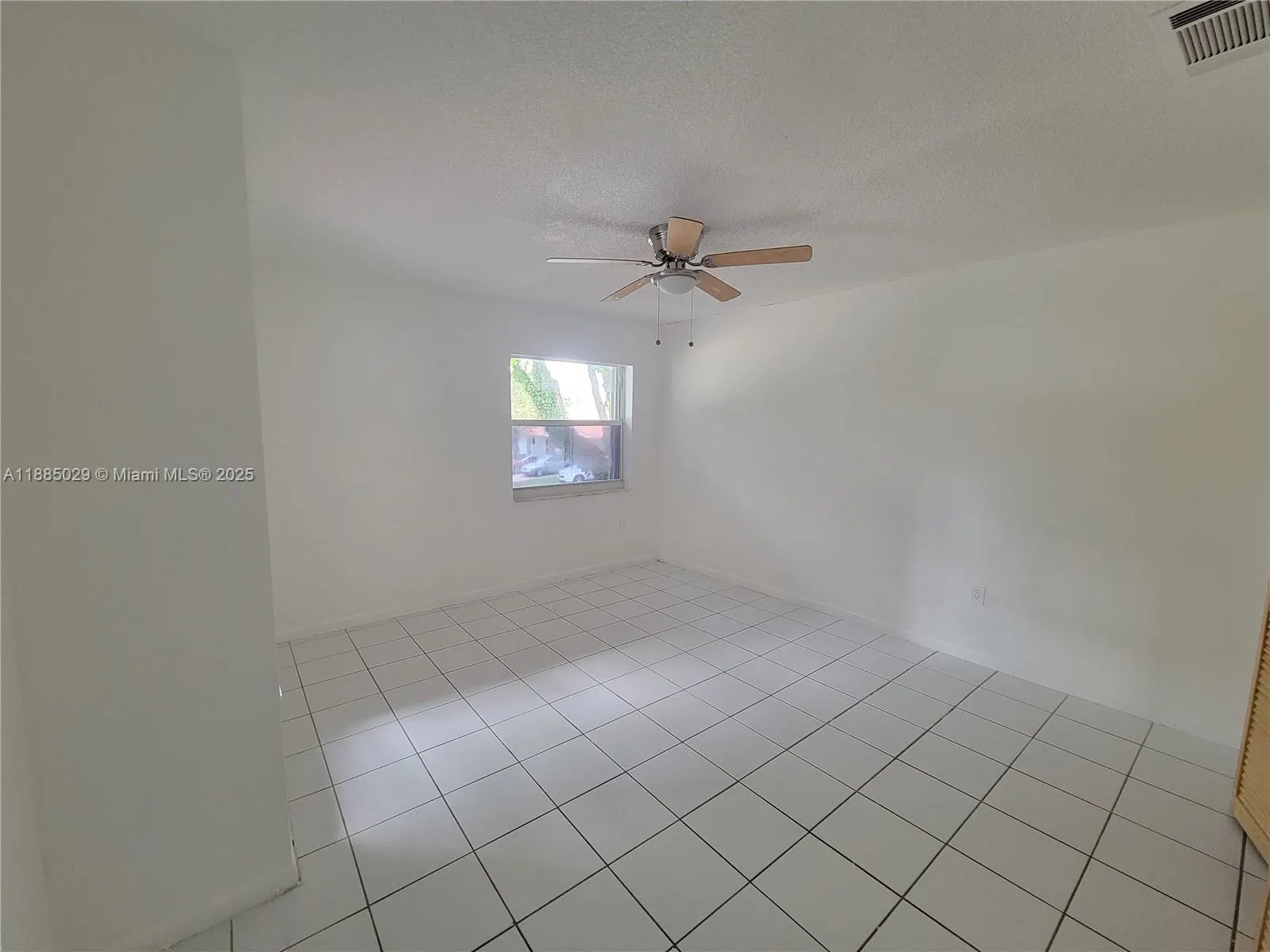 3936 NW 76th Ter, #3936