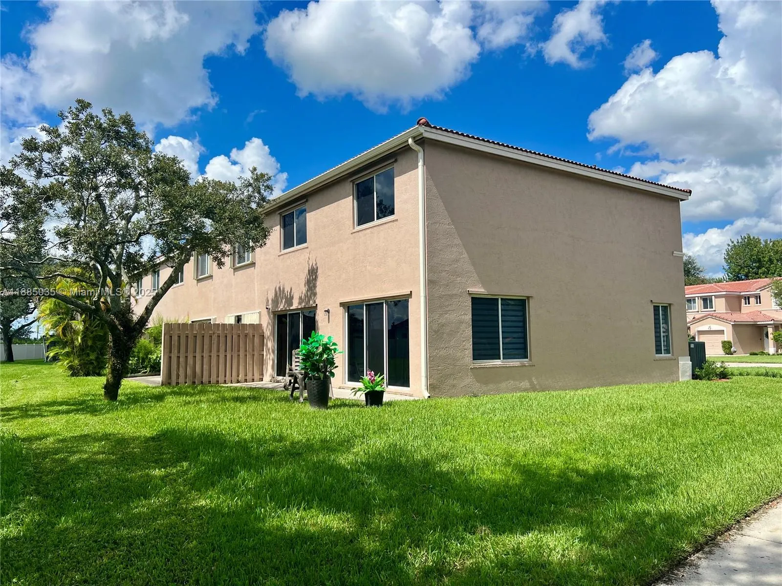 11100 SW 17th Mnr