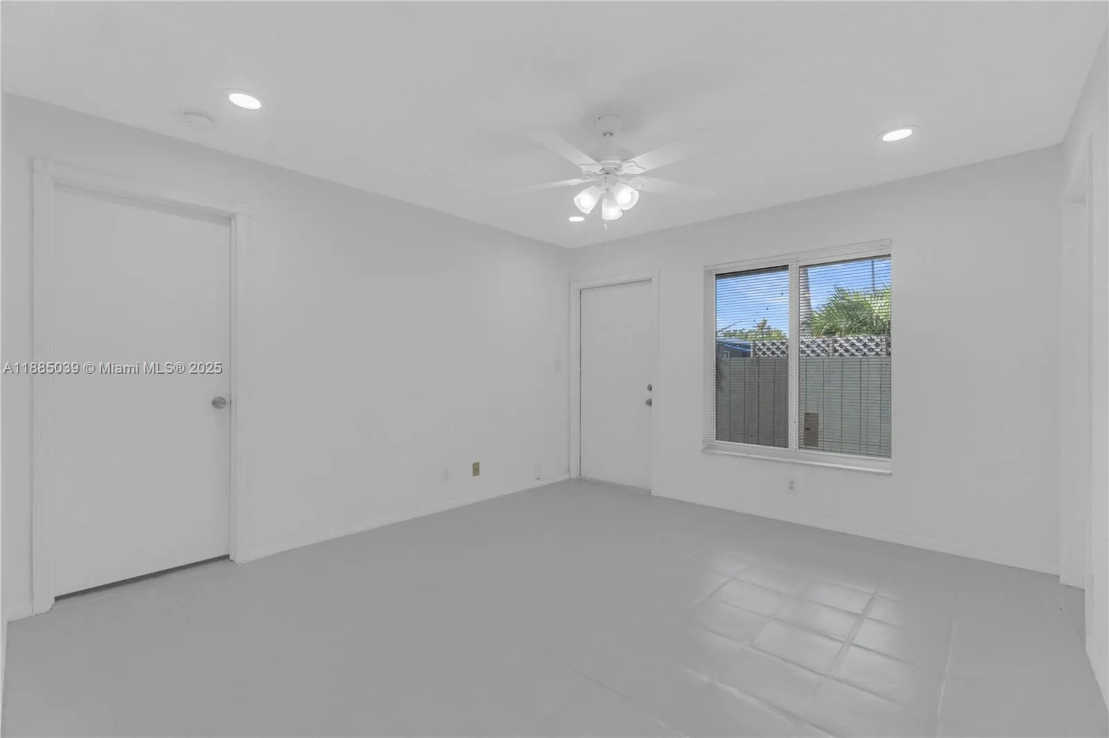 1428 NE 2nd Ave, #2