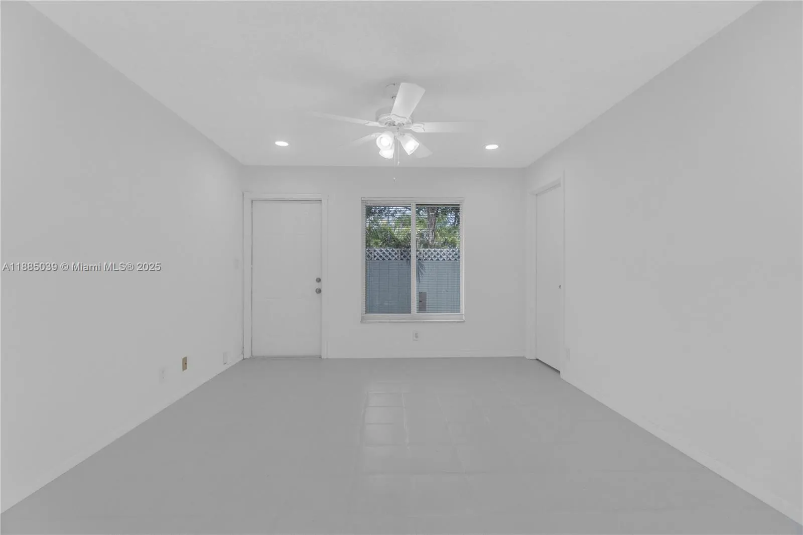 1428 NE 2nd Ave, #2