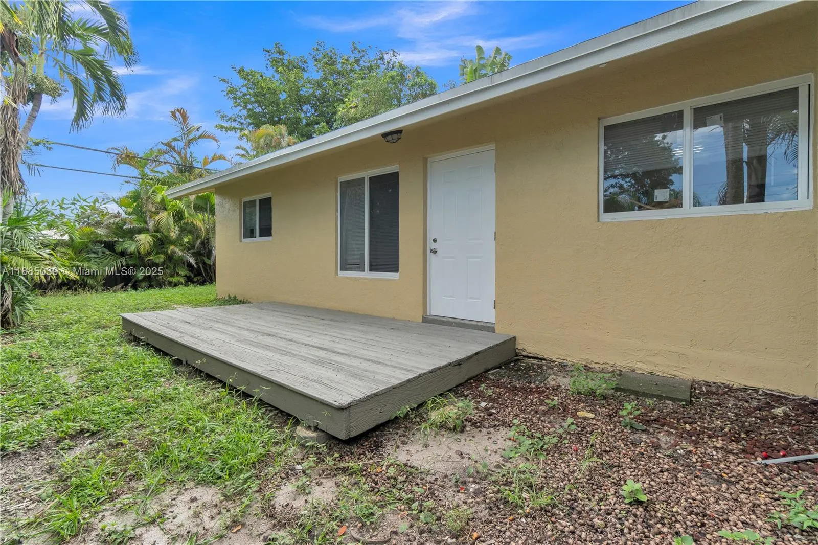 1428 NE 2nd Ave, #2