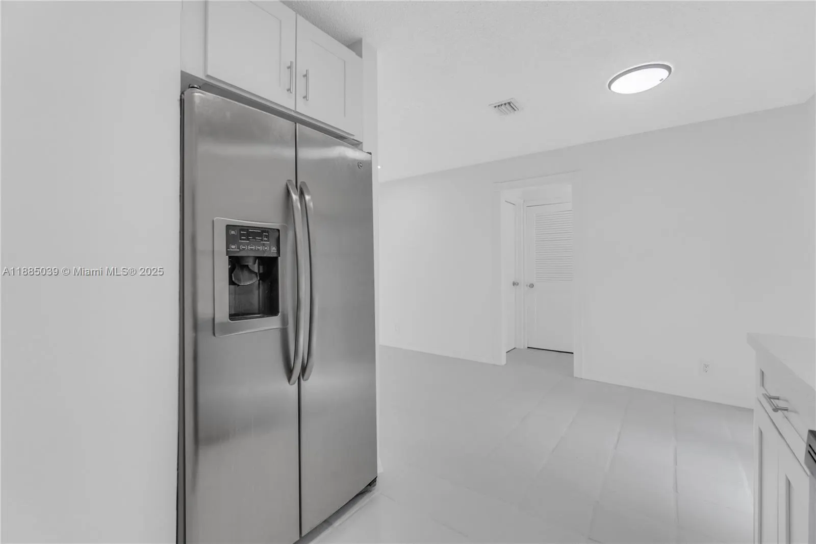 1428 NE 2nd Ave, #2
