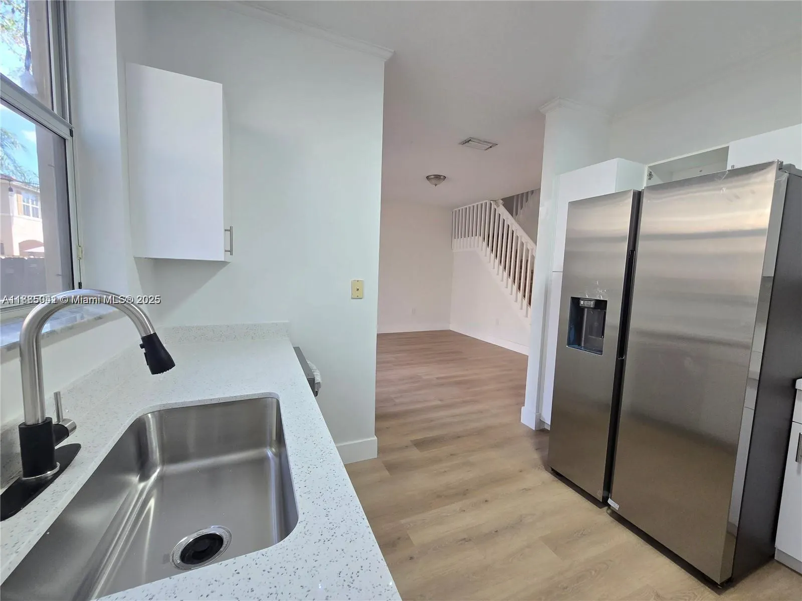 129 Riverwalk Cir, #129